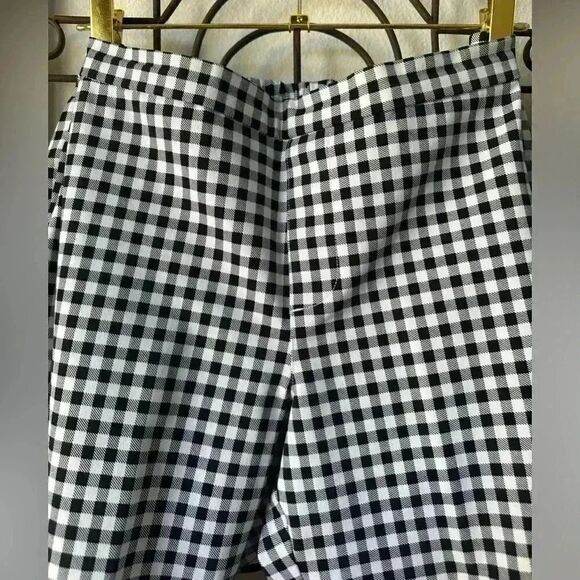 Isaac Mizrahi Buffalo Plaid Black & White Pull on Pant. Size 12P - Picture 5 of 7
